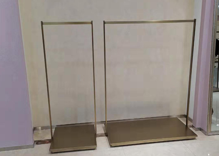  狼騰皮革展架—AL04  